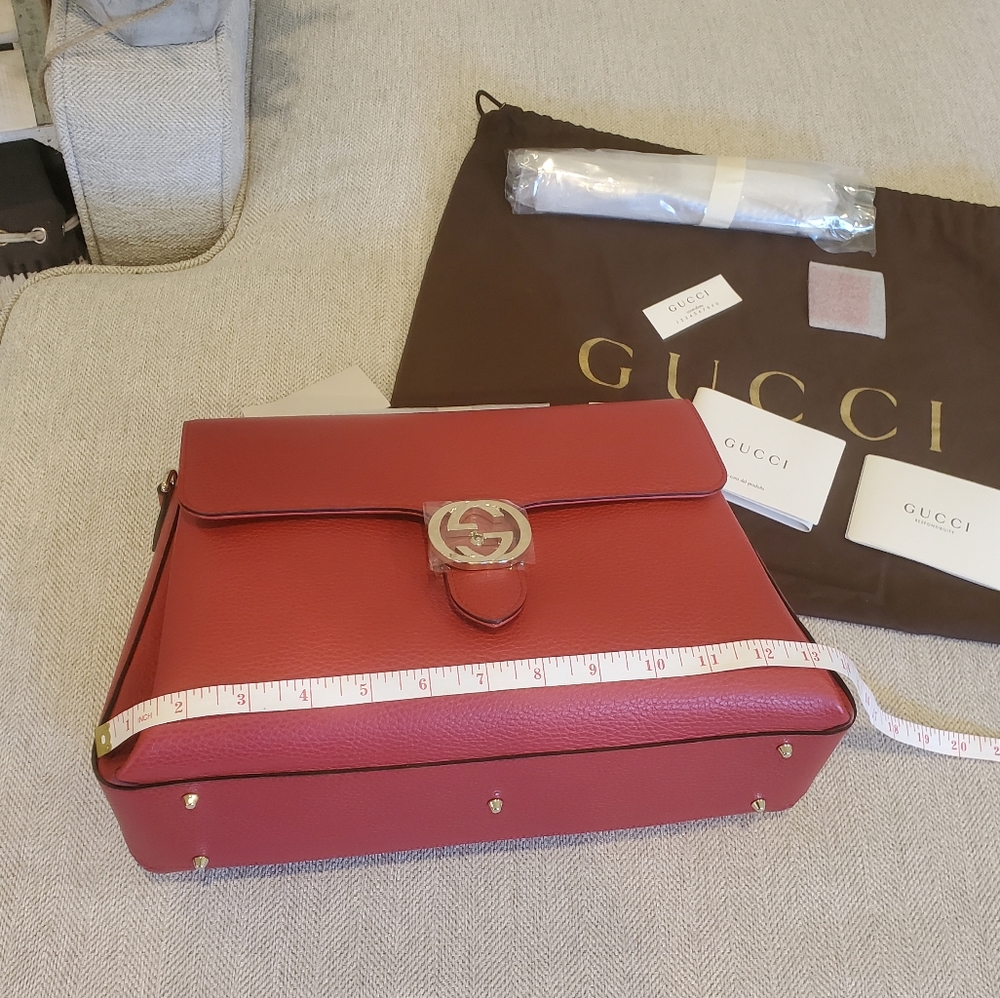 Brand new Gucci large leather purse - Picture 12 of 15